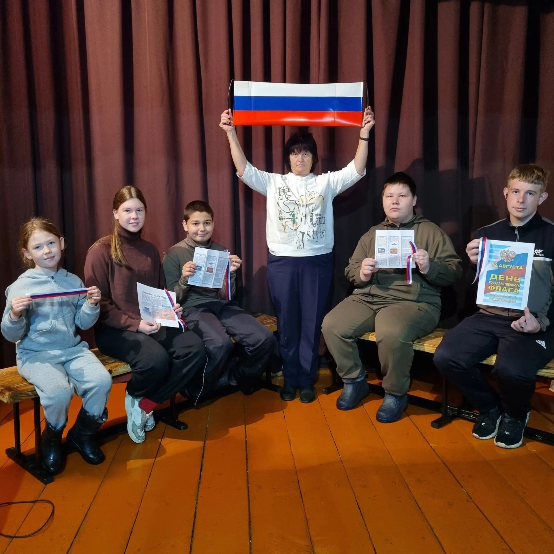 20 августа в рамках межведомственной операции «Подросток» в сельском Доме культуры с.Зн...