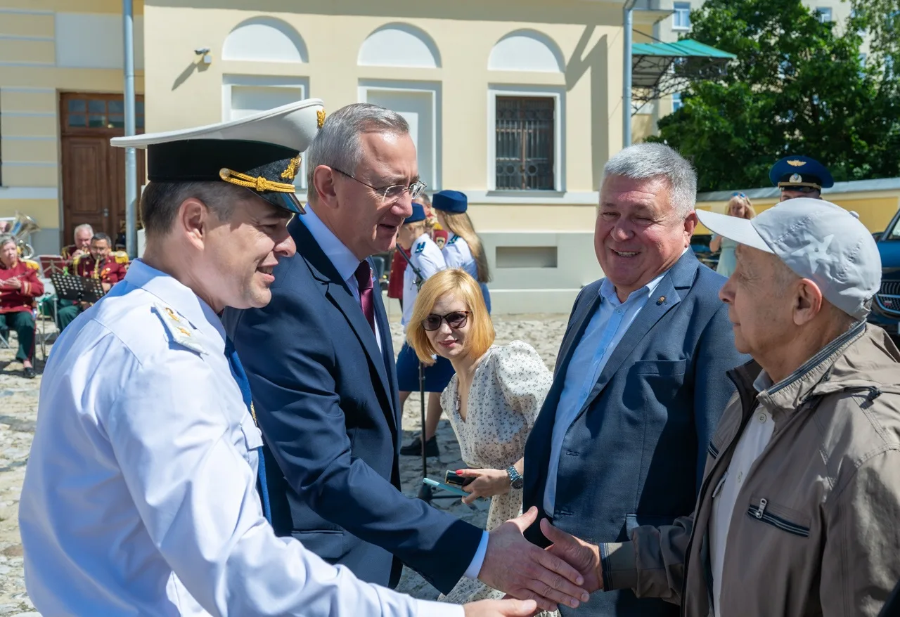 Прокуратуре Калужской области 82 года.

Поздравляю ветеранов, личный состав и руководство ведомства 
