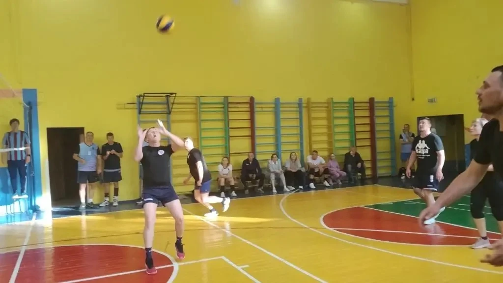 🏐 БИТВА ДО ПОСЛЕДНЕГО МЯЧА! РОДИТЕЛИ #ШКОЛА49 — НАСТОЯЩИЕ БОЙЦЫ! 💪✨  27 мая на районном этапе межшко