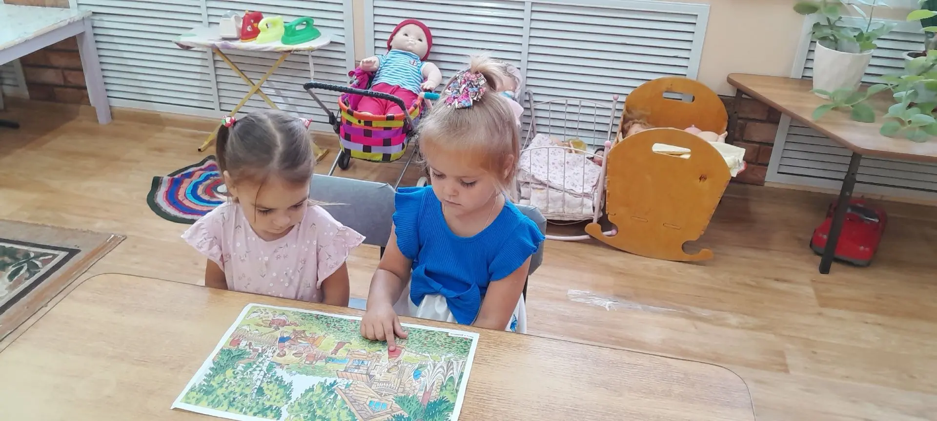 Сегодня в разновозрастной группе филиала детского сада, мы с детьми побеседовали о том,...