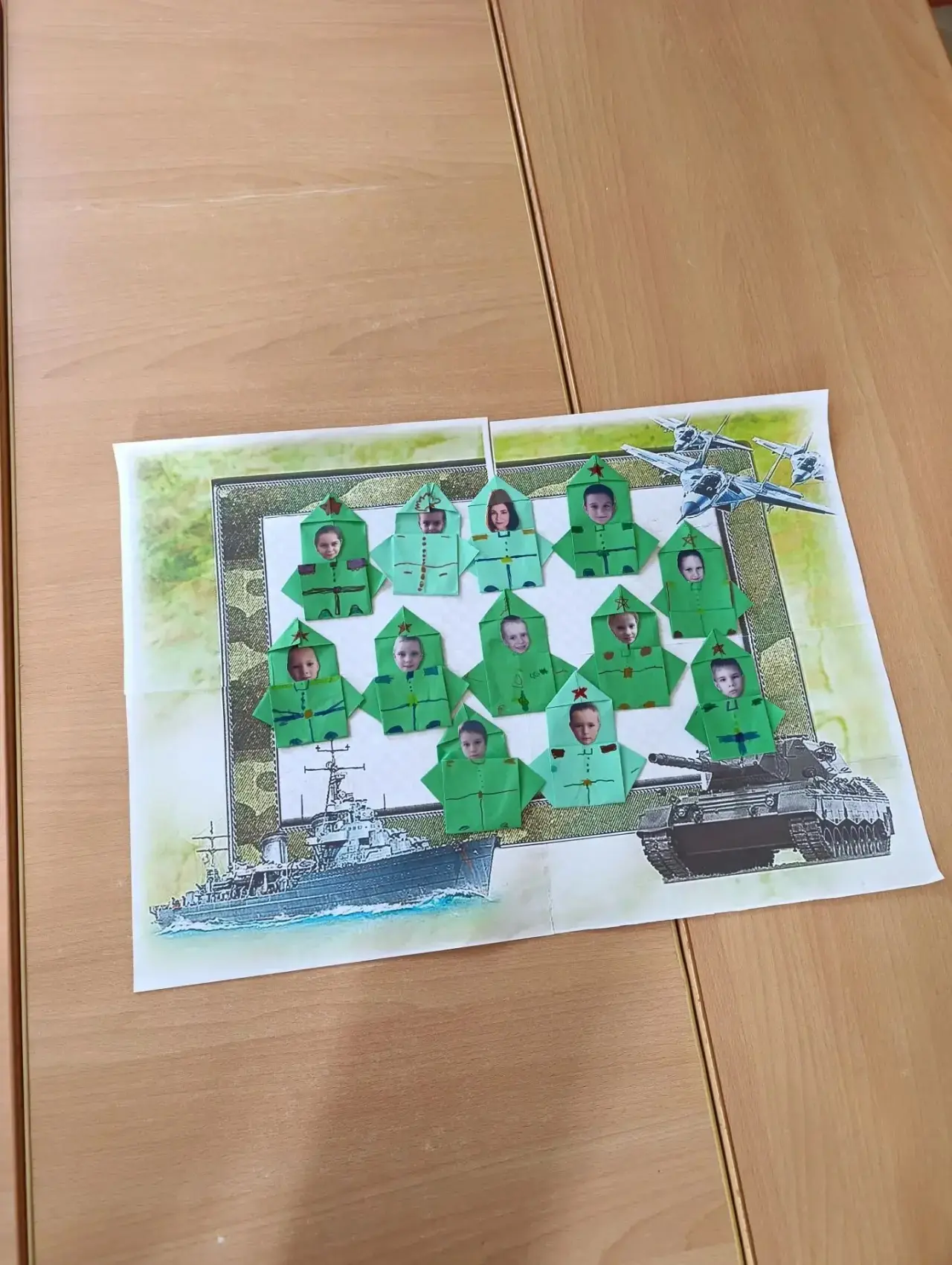 На прошлой неделе в старшей группе под чутким руководством нашего воспитателя Екатерины...