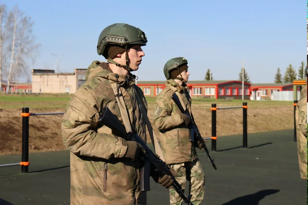 На пятидневных учебных сборах в парке «Патриот» имени Героя РоссииМаксима Серафимова, ч...