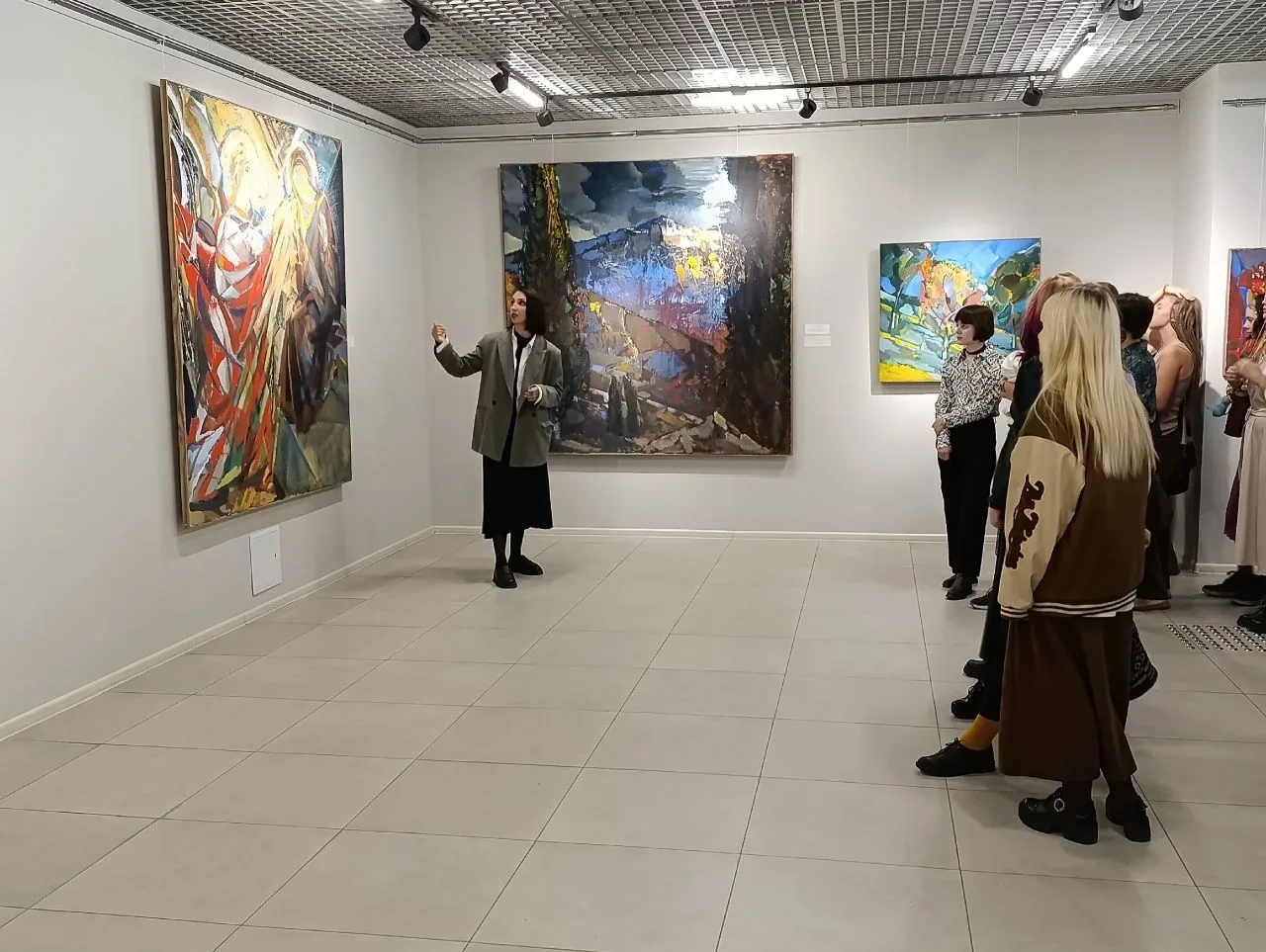 🍂 Ежегодно День знаний в Художественном музее проходит оживлённо и интересно.