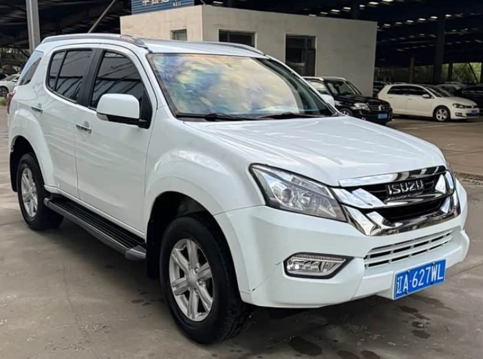 Isuzu mu-X 2.5T готов к покупке из Китая 🇨🇳