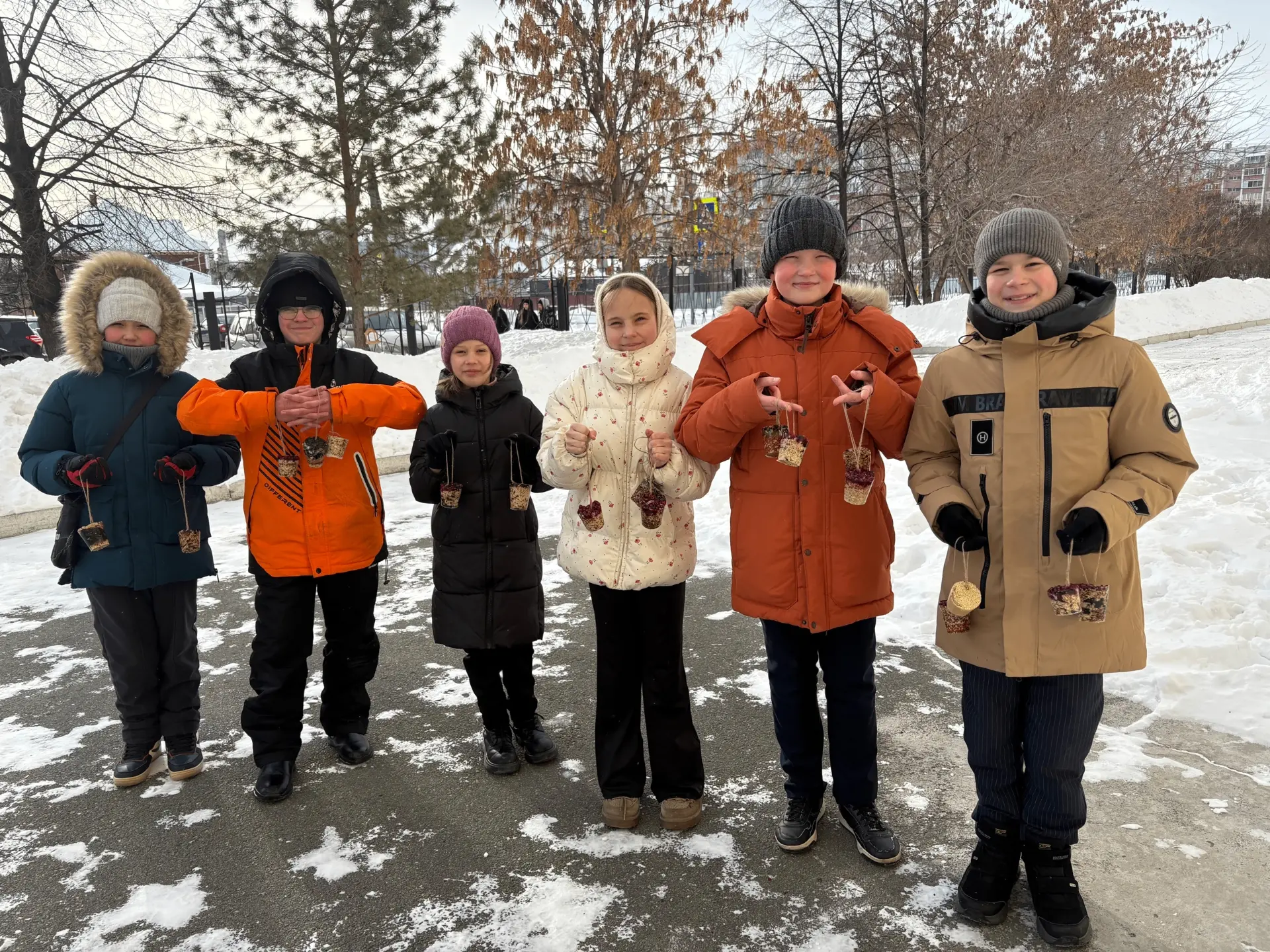 С заботой о пернатых: в филиале прошел экологический мастер-класс! 🥰  Советник директора по воспитан