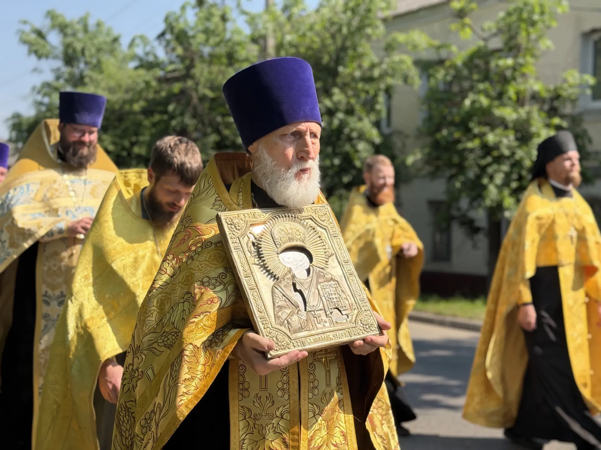 В Можайске с крестным ходом и молебном отметили 795-летие города и день Николая Чудотворца  22 мая М