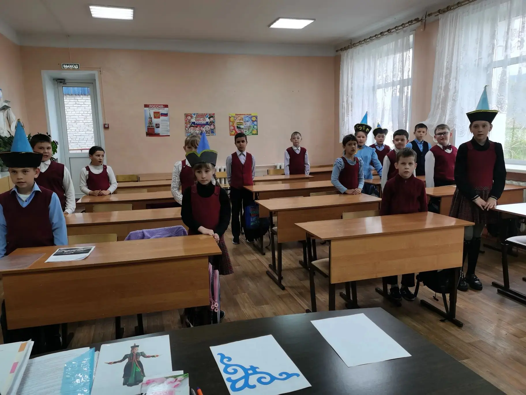 🇷🇺 Сегодня в нашем 3 классе прошел необычный классный час, посвященный родной Республ...
