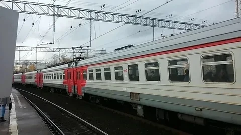 Следующая станция - "Родильная"  🛤 В Подмосковье женщина родила ребенка в вагоне электрички.  По соо
