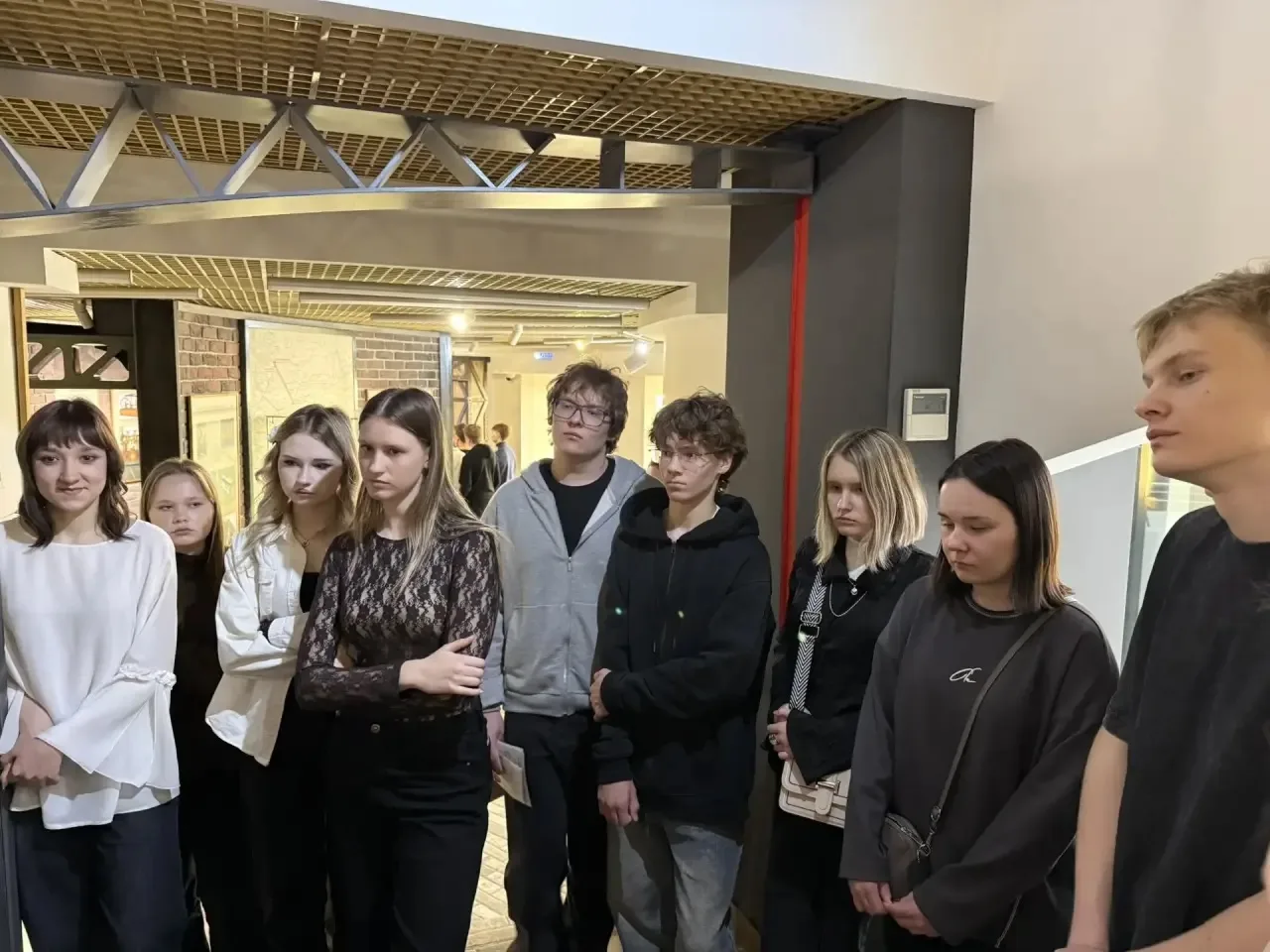 🧐🎭Профориентация и театр: как 10-й и 11-й классы провели минувшую пятницу  🏃🏃‍♀️10 апреля у старшекл