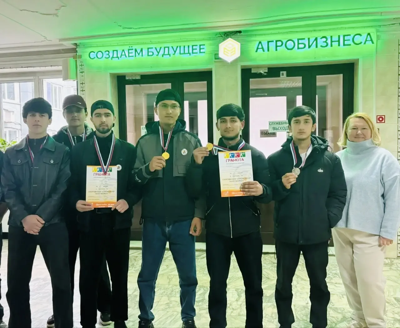 Турнир по спортивному стрелковому многоборью в Кемерове собрал более 50 участников 🔥  На территории 