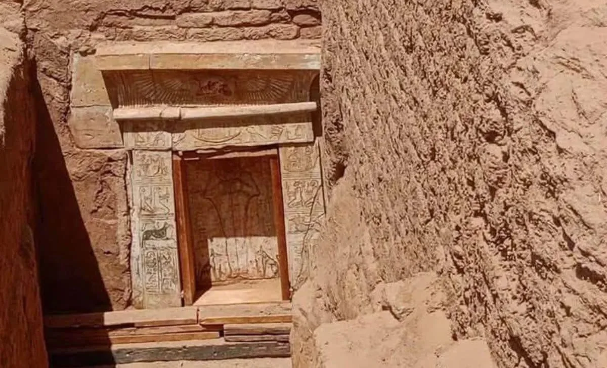 🇪🇬 19 СТРОК ПО-ГРЕЧЕСКИ НАШЛИ В ЕГИПЕТСКОЙ ГРОБНИЦЕ