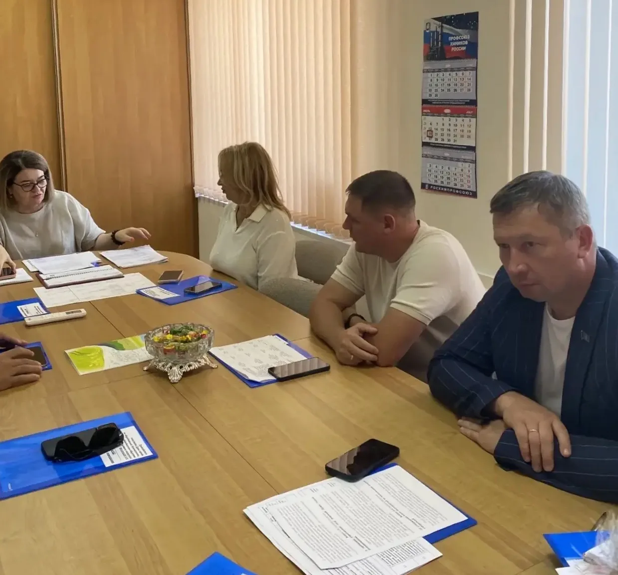 Сегодня в Думе города Невинномысска прошло заседание Совета Думы. Депутаты утвердили по...