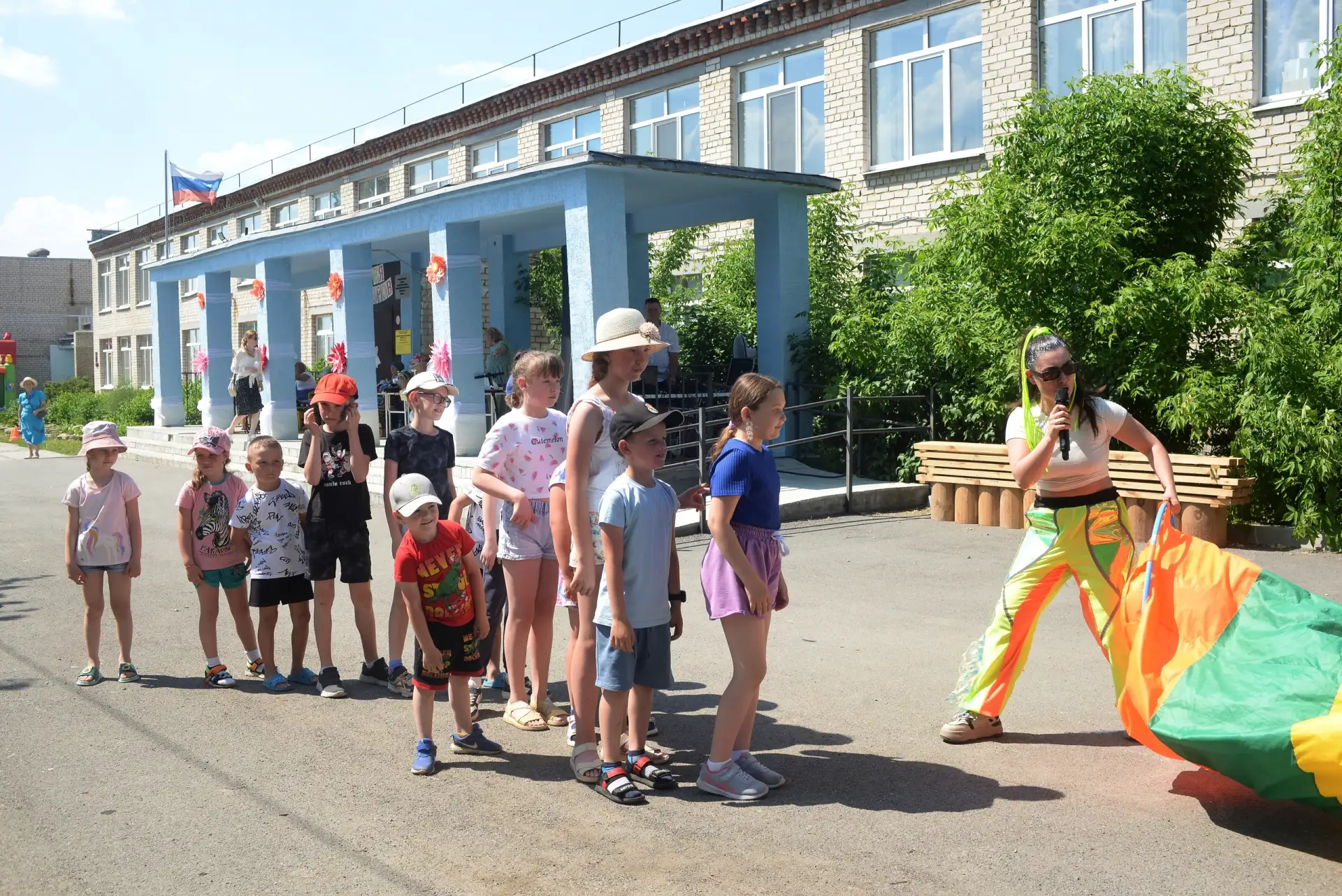 Чем занять ребёнка во дворе — идеи без гаджетов