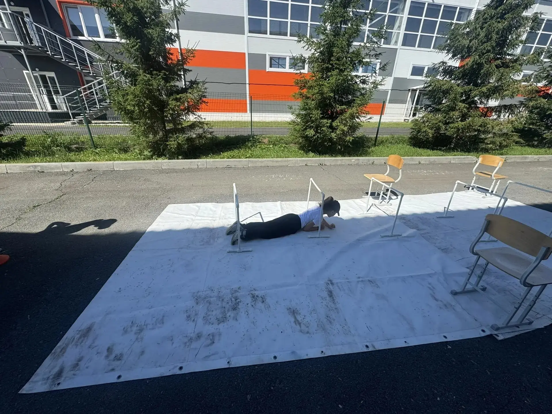Тематический день Движения Первых прошел в пришкольном лагере Еткульской школы!

 17 июня Председате