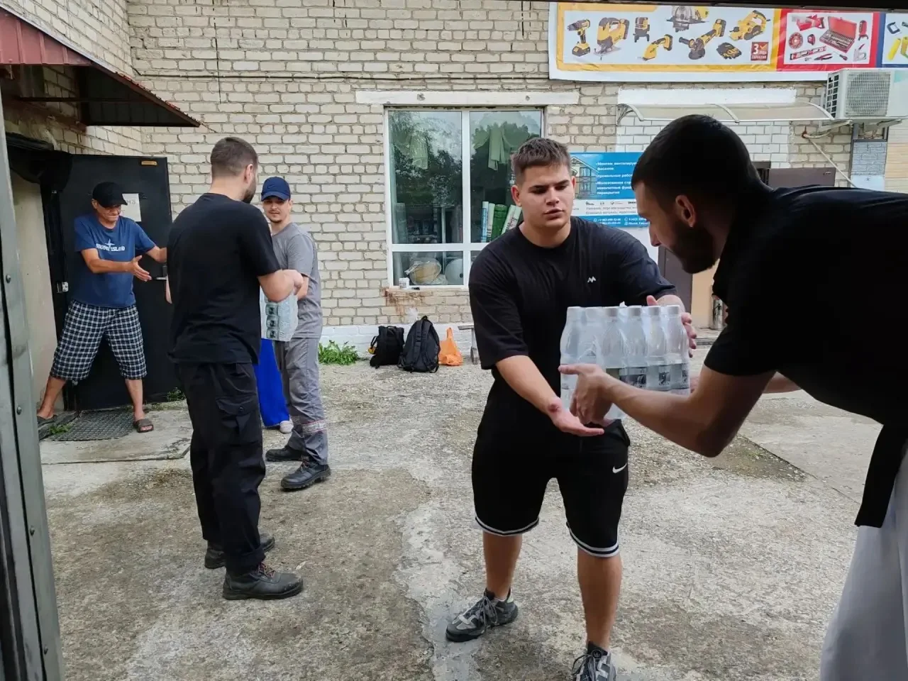 В Шкотовском округе продолжается сбор и отправка гуманитарной помощи
