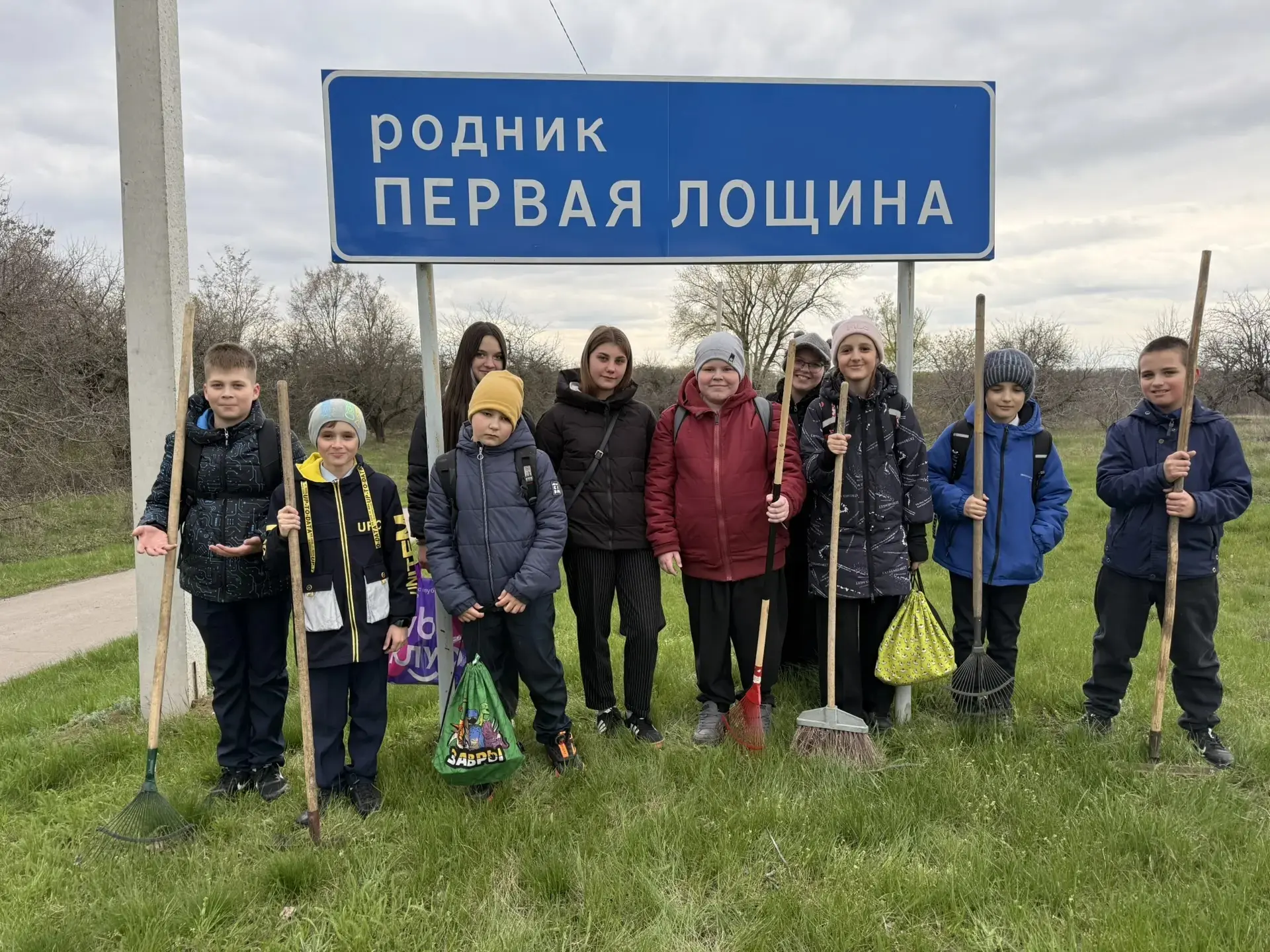 В День родников и ключей ученики 5 класса вместе со старшей вожатой Ксенией Валерьевной...