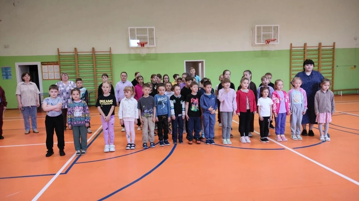 🎉 Лето началось! В нашей школе открылся лагерь дневного пребывания «Непоседы»!