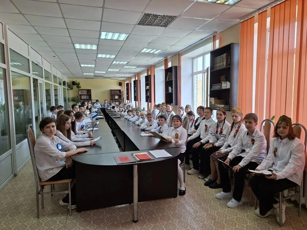 В школе №15 прошла XXI научно-практическая конференция «Открытие», посвящённая Году единства народов
