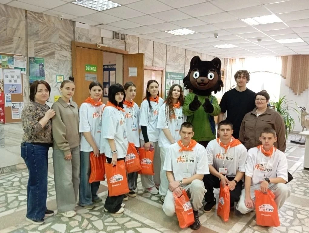 Поздравляем Екатерину Стринадкину и всю команду участников с отличными результатами на очном этапе в