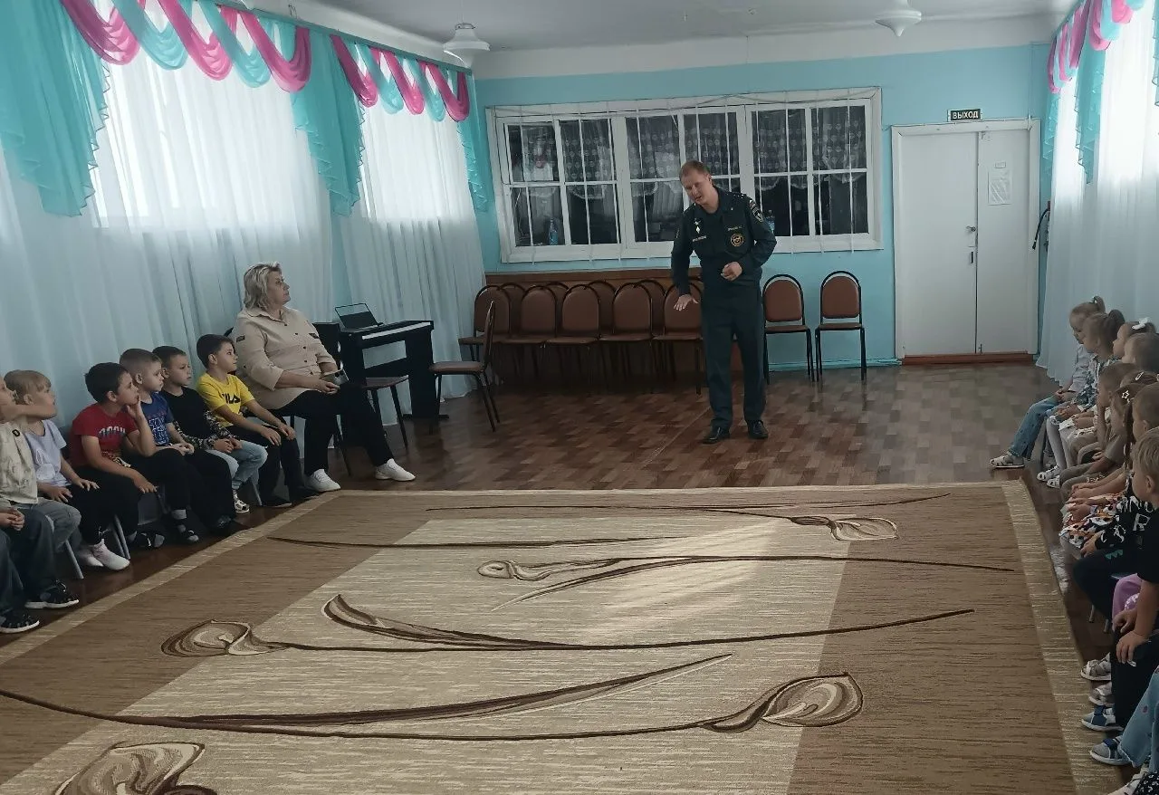 В детском саду № 8 состоялось важное и по-настоящему полезное мероприятие — встреча вос...