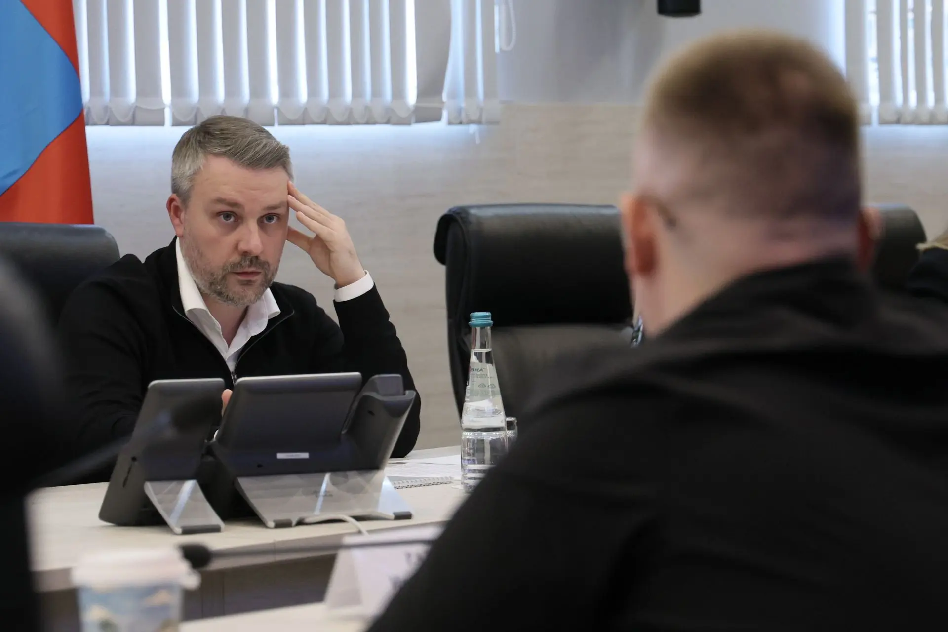 Первый заместитель главы Балашихи Сергей Лукичев провел встречу с жителями микрорайона ...