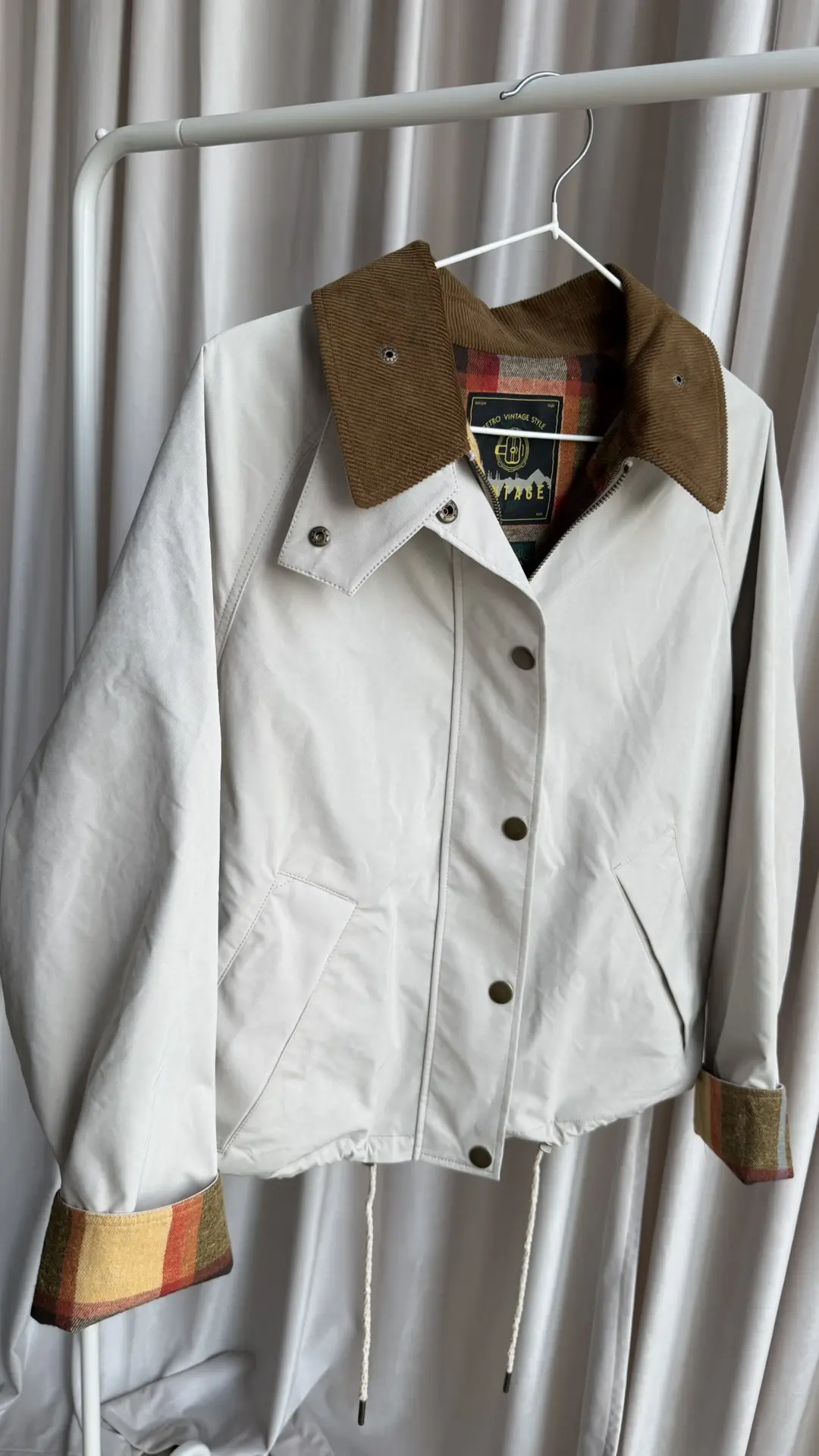 Стильная куртка в эстетике vintage casual 🤎