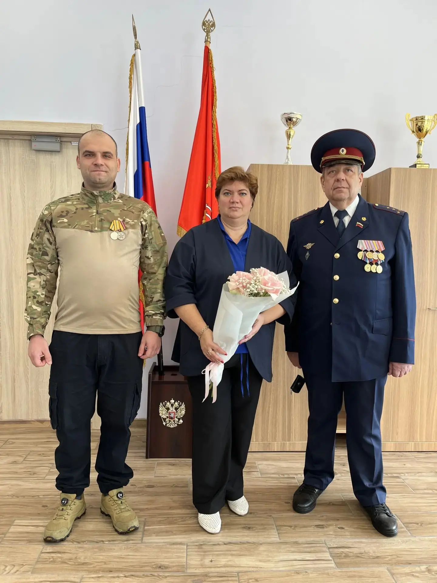 Сегодня, Максим С., выпускник ЦО 167, а ныне участник СВО, в свой отпуск пришёл в родны...