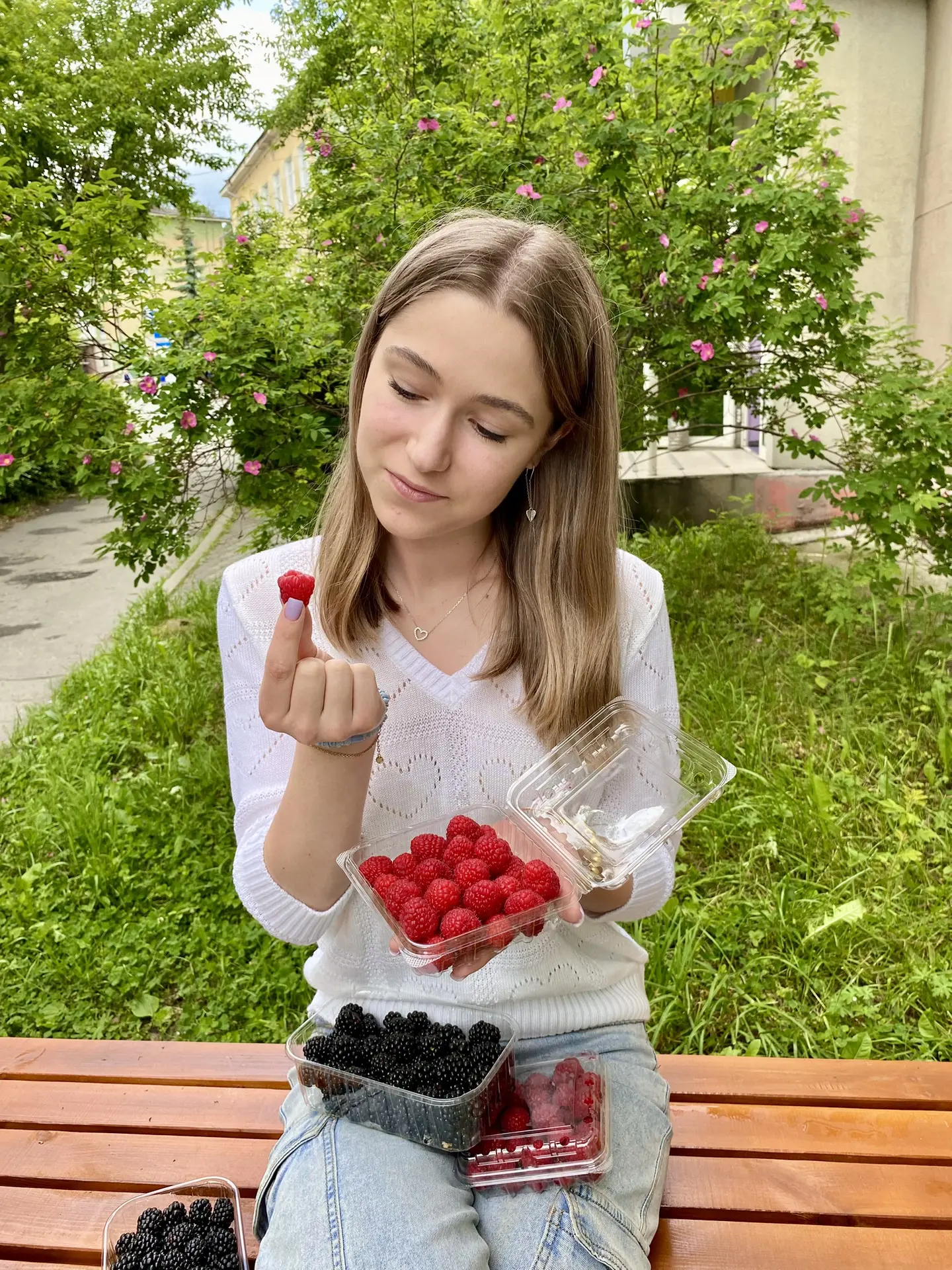 «Ягодка-малинка оп оп оп…» 🎵 ❤️💙
