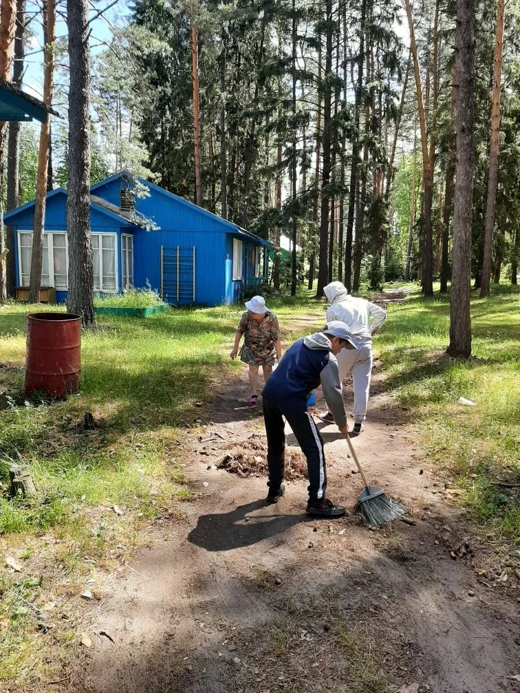 Трудовой десант на Яльчике