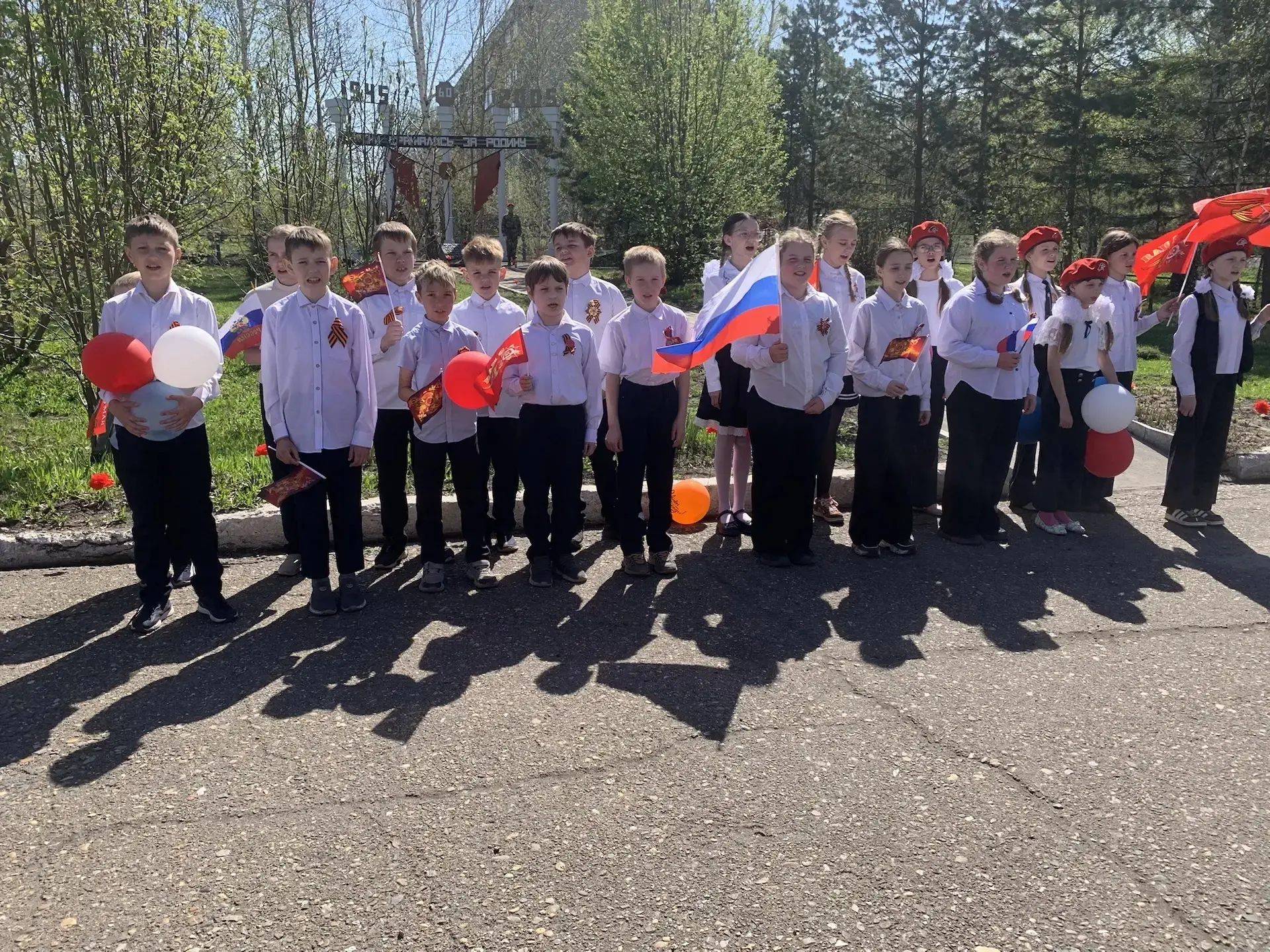Вахта Памяти  📍Торжественное мероприятие "Всероссийская Вахта Памяти" состоялось 8 мая у стелы "Они 