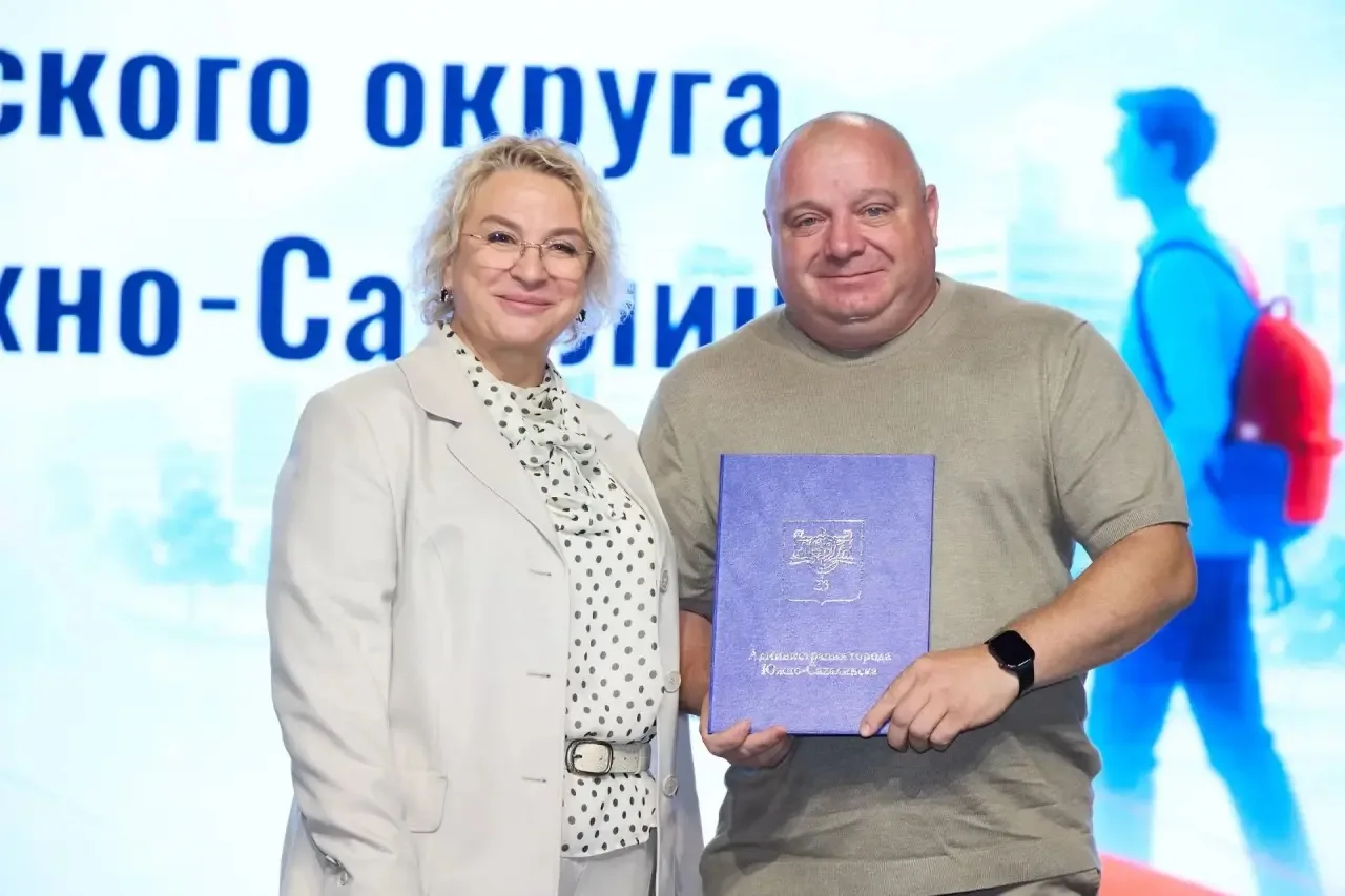🏆Гордость Кадетской школы: наш педагог удостоен высокой городской награды!