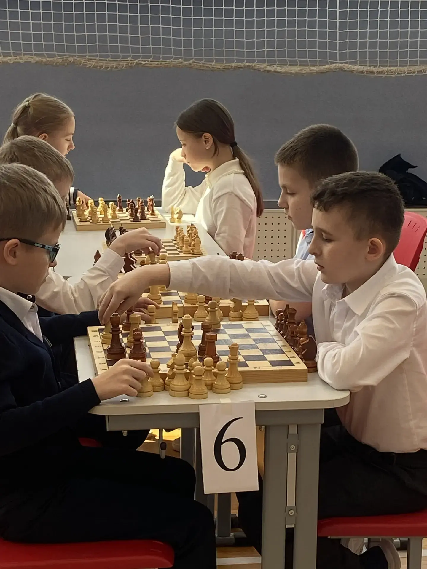 Уверенный «Дебют»: пятое место среди 18 школ  10 марта команда школы № 107 приняла участие в районны