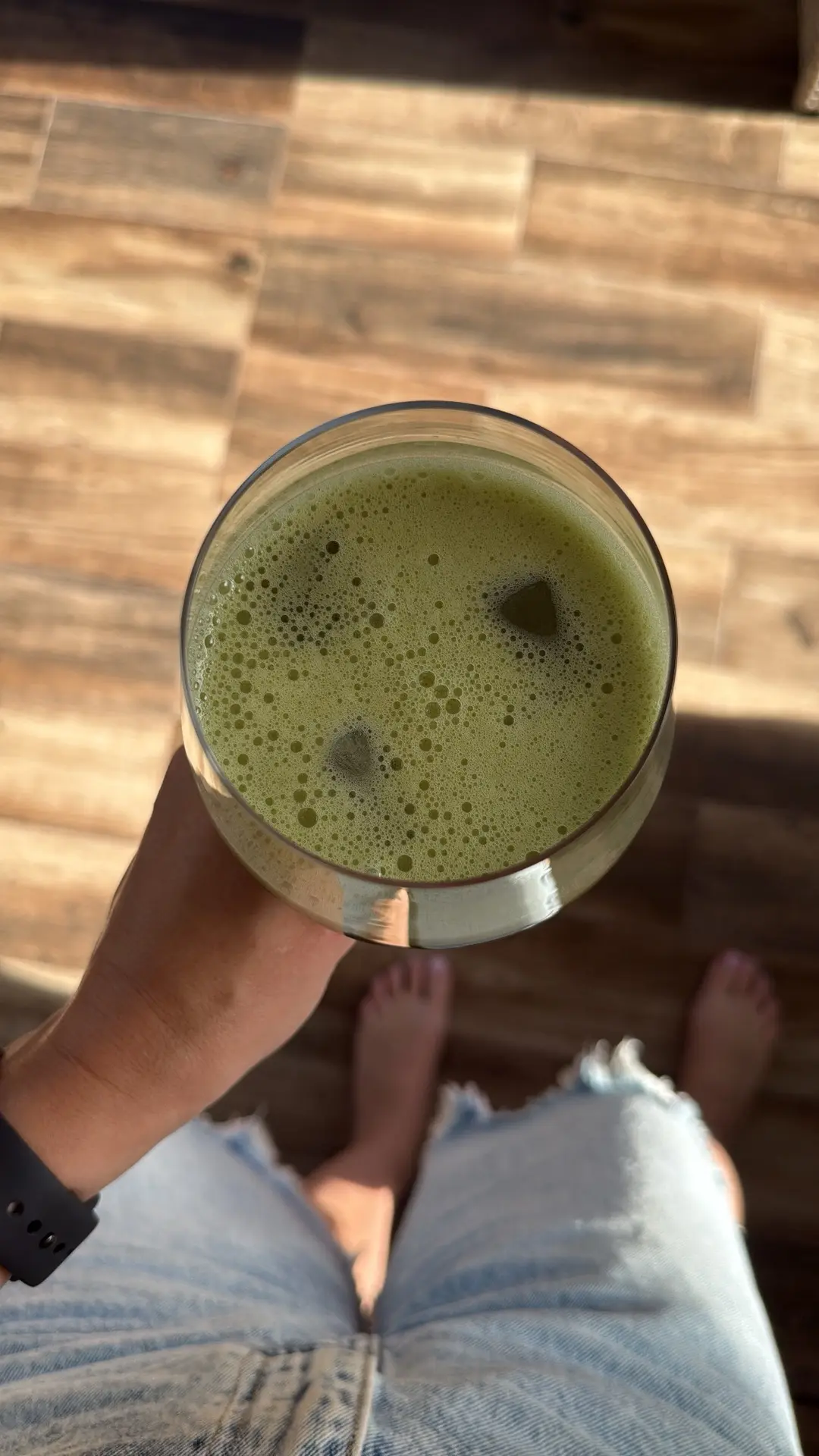 Есть не хочу, вспомнила что давно смузи не делала 💚