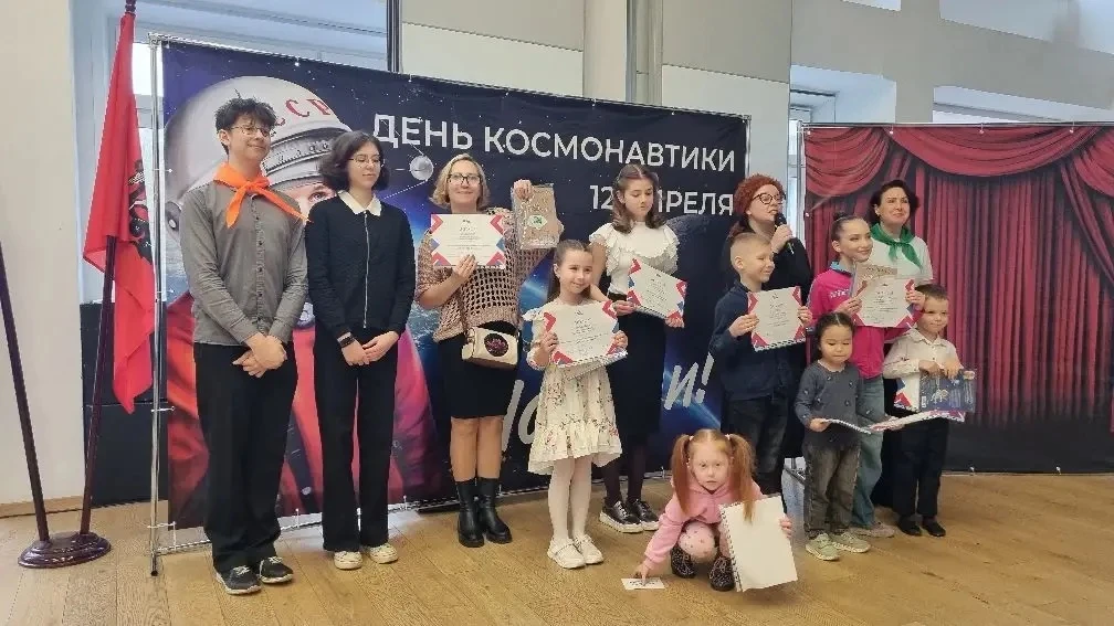 🎉 XV Городского конкурса «Через тернии к звездам»   Поздравляем победителей нашей школы!  🔹 Проектно