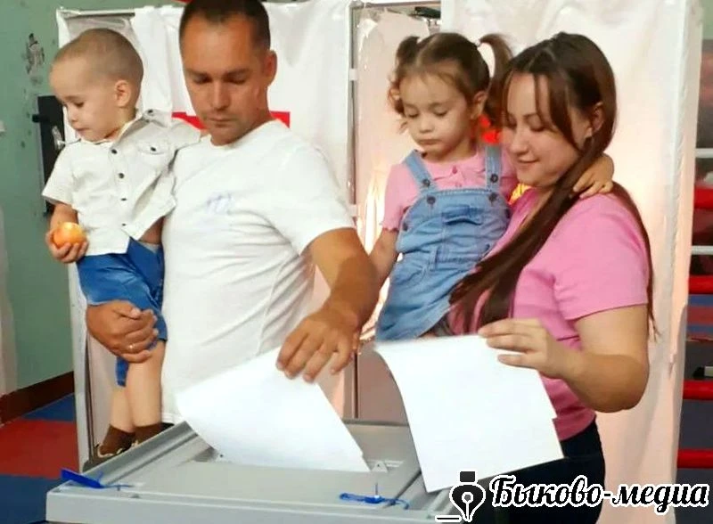 Семья Харитоновых: голос за будущее Приморска | Быково-медиа https://bykovo-media.ru/ch...