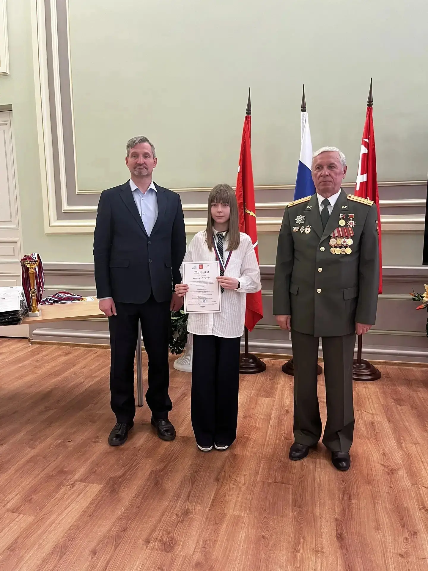 Поздравляем команду стрелков ДДЮТ "ПЕТЕРГОФ" с заслуженной наградой🎖