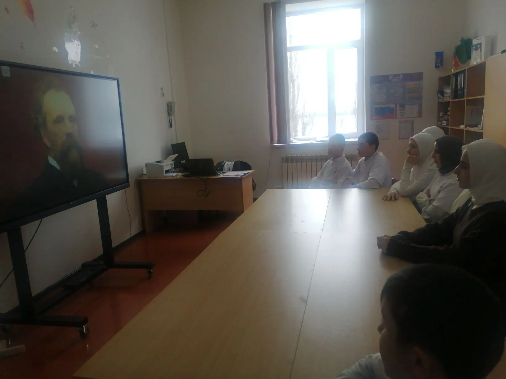 Сегодня активисты Движения Первых нашей школы приняли участие во всероссийской акции "М...