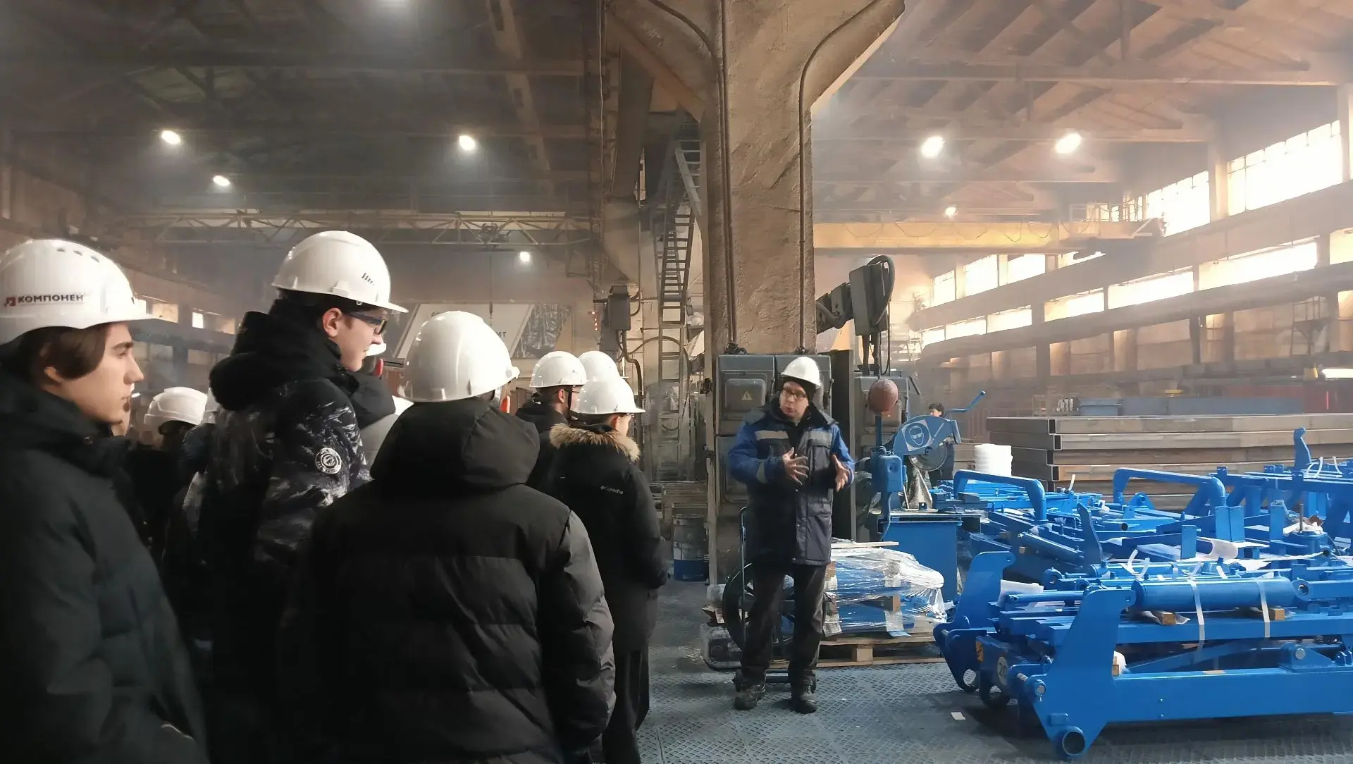 🗺️ Дайджест студенческих экскурсий.  📍Студенты группы 11ССА242 вместе с преподавателем Константином 