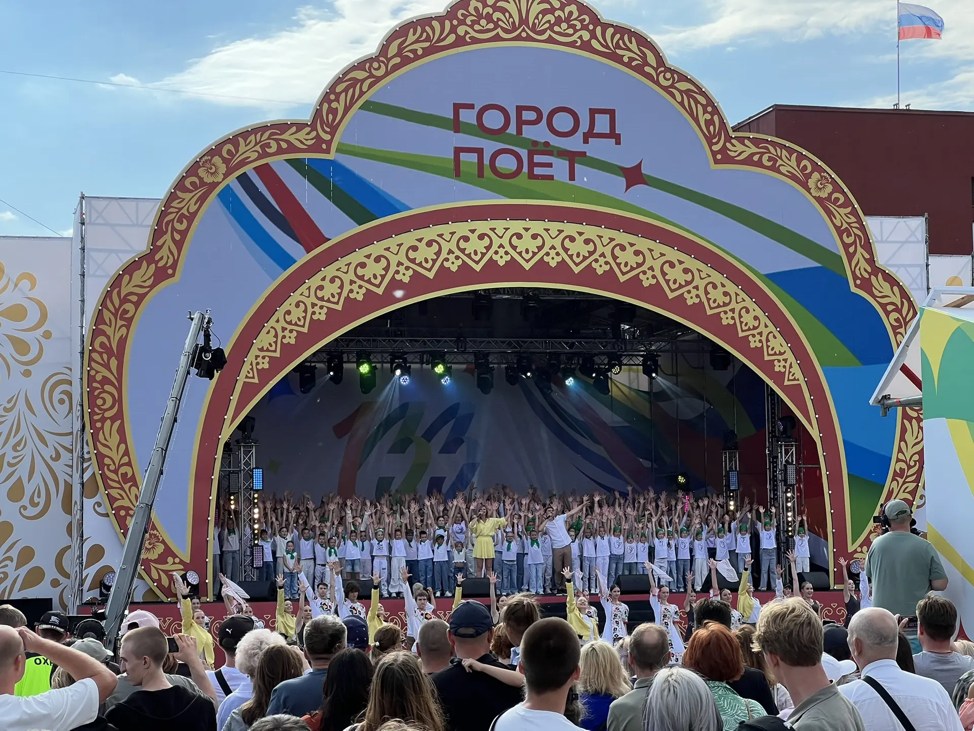 🎊 Более 100 тысяч новосибирцев приняли участие в праздновании Дня города