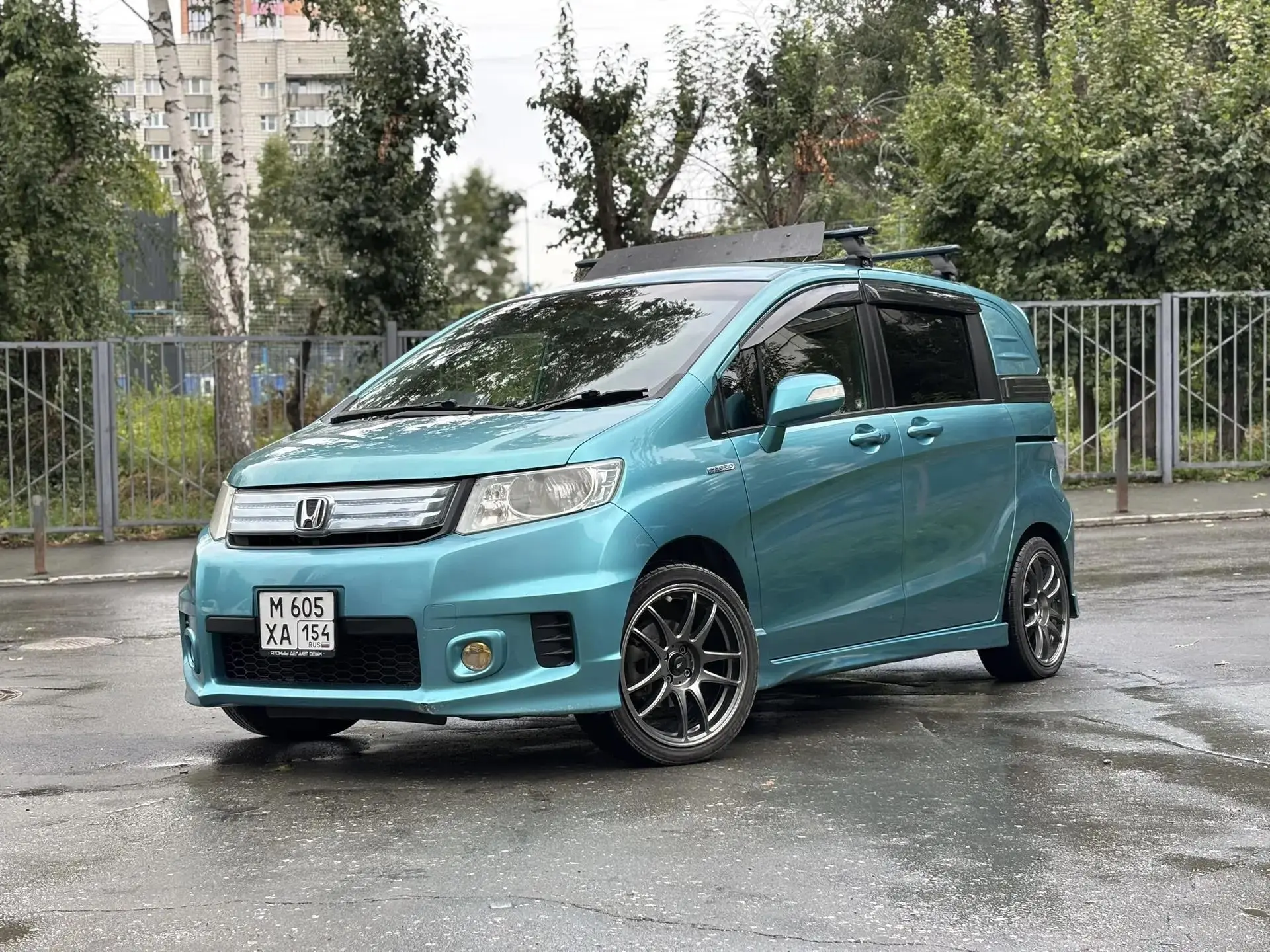 Honda Freed Spike 2013