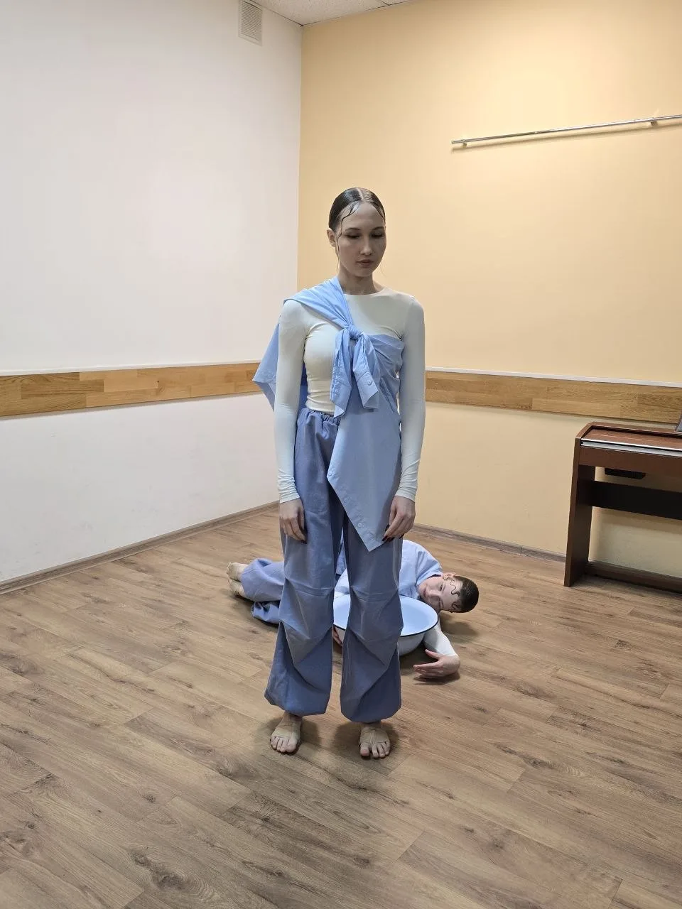 "И сколько вёсен не пройдёт - одну мы помнить будем свято, весну, которую народ великой сделал в сор
