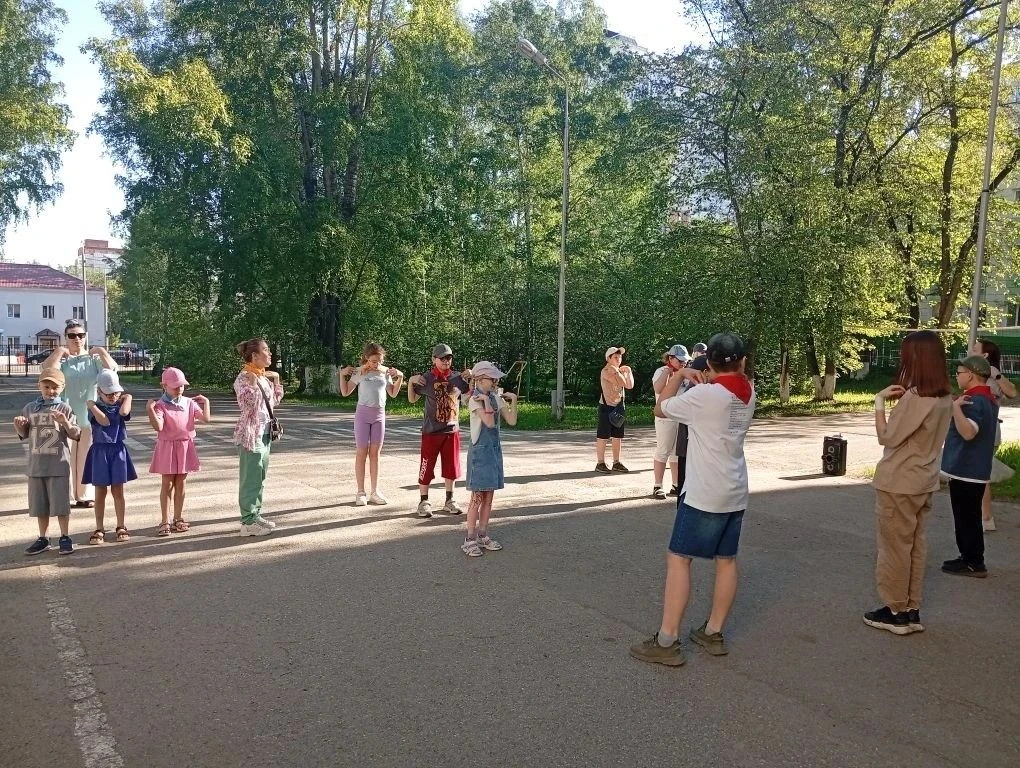 ✨Сегодня, в преддверии 6 июня, в пришкольном лагере прошли мероприятия, посвященные Дню русского язы