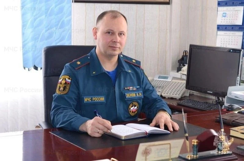 Поздравление начальника Главного управления Александра Зенова с Днем пожарной охраны Ор...