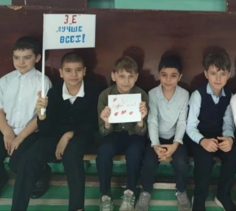 "А ну-ка, девочки"  В преддверии празднования Международного женского дня, спортивные соревнования "