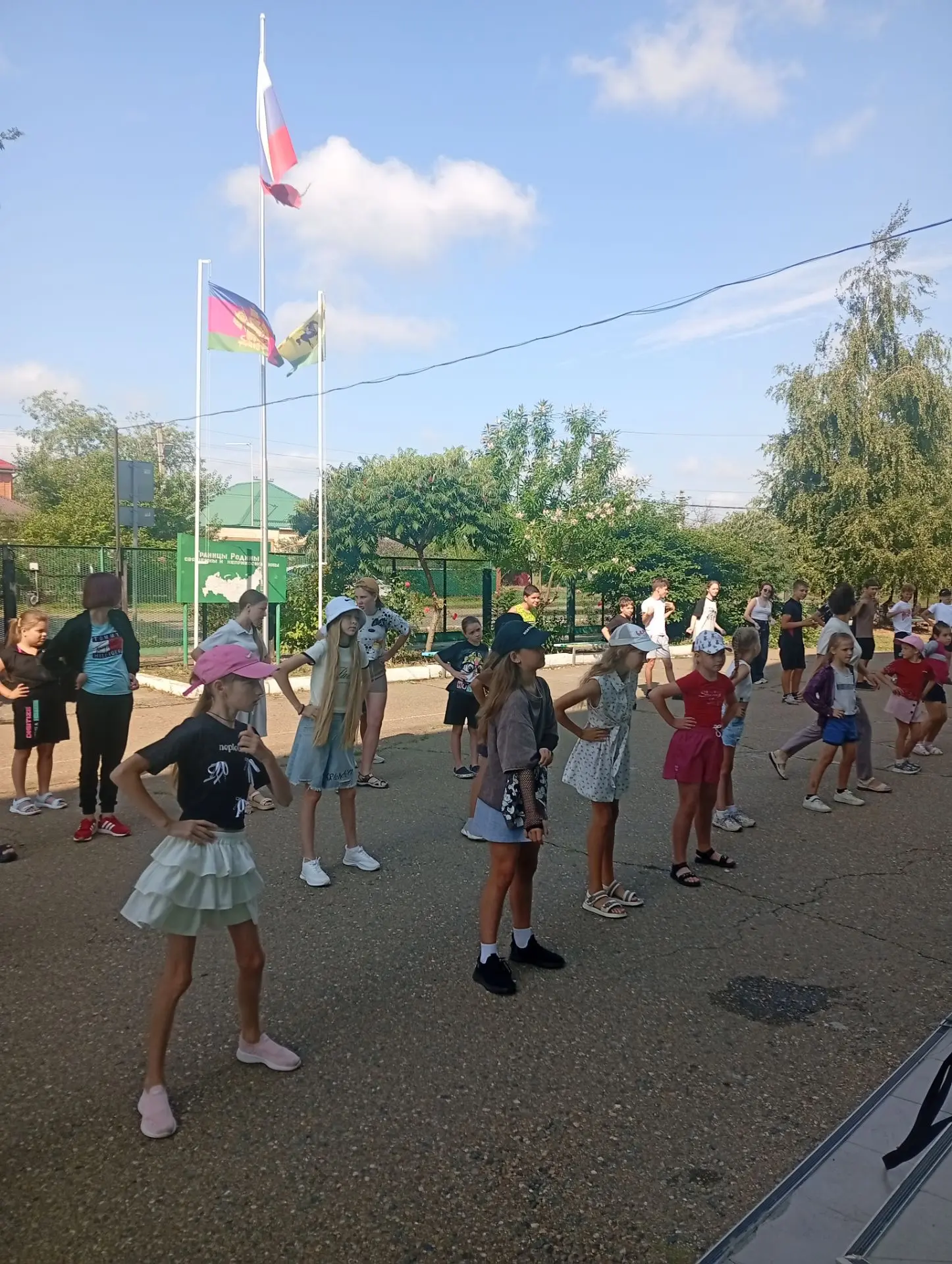 День 1⃣4⃣ работы пришкольных лагерей.
Сегодня ребята ЛТО " Ровесники "  приняли участие в игре по ба