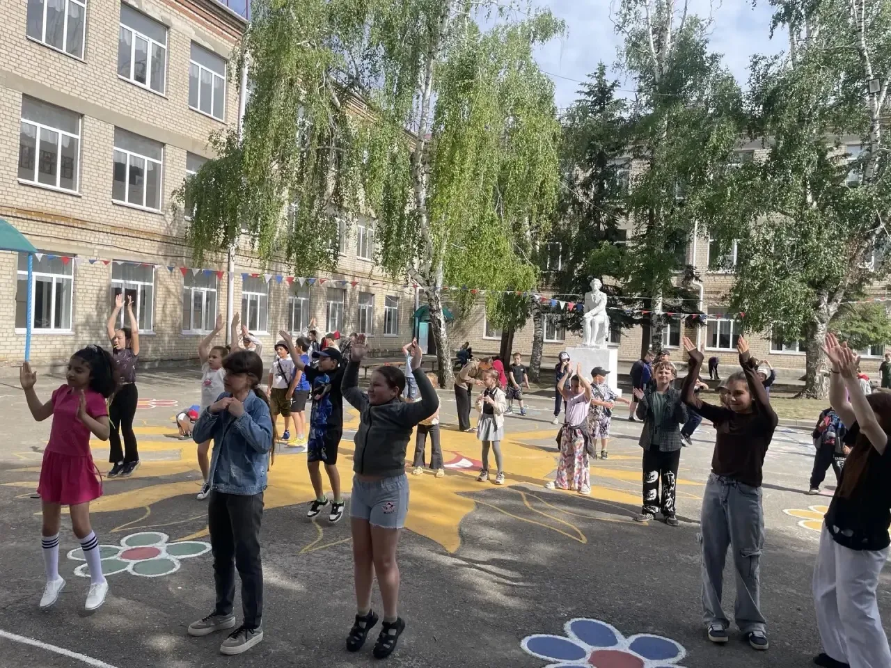 💫 Сегодня в школьном лагере прошел яркий и насыщенный День здоровья! В рамках программы состоялись 