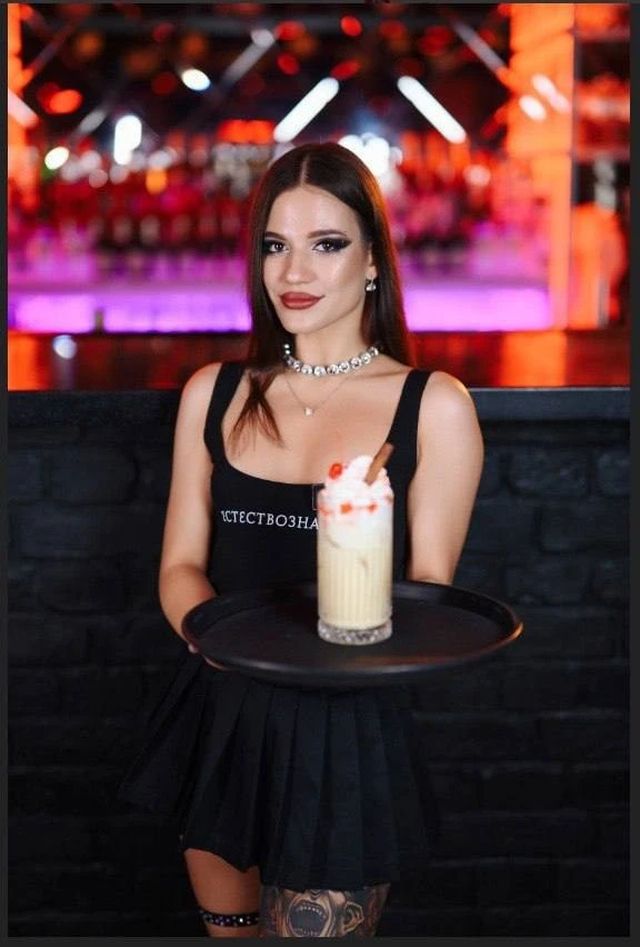 Официант
