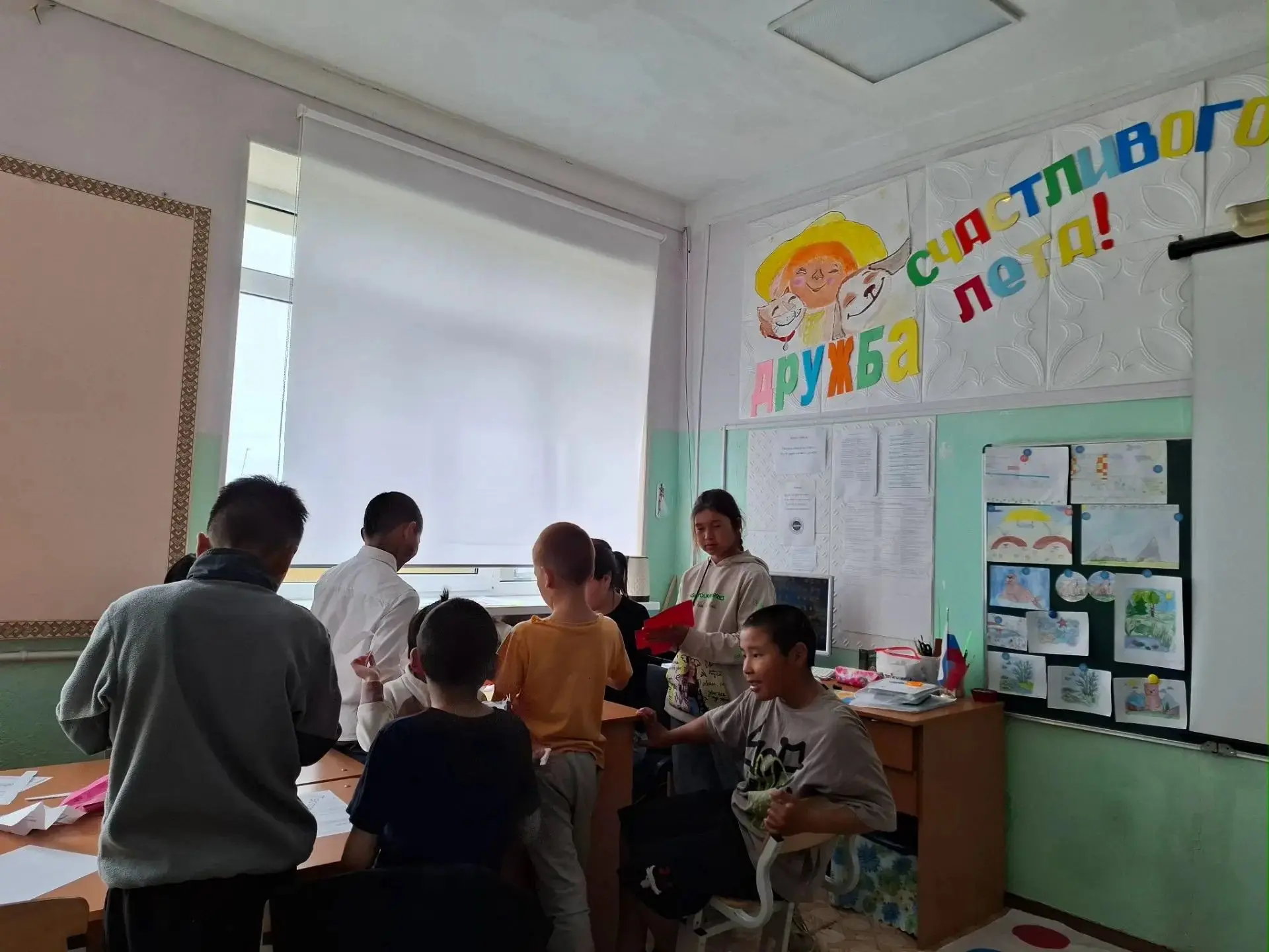 Второй день  в нашем лагере - «День отрядных дел». Это был настоящий калейдоскоп событий, где каждый