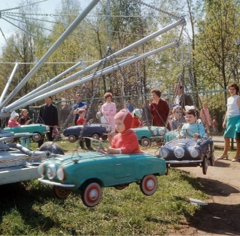 Детские карусели в СССР, 1970 год.