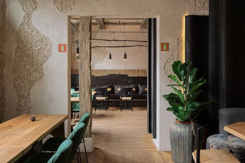 Обед со скидкой 15% 🍽

В ресторане современной грузинской кухни VAKH по будням действует скидка 15%